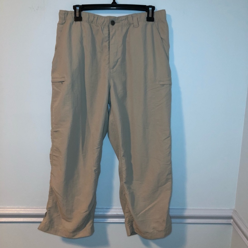 The North Face Cream Colored Cargo Pants Size Large